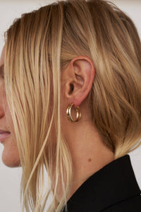 Small Raissa Hoops