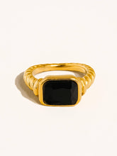 Load image into Gallery viewer, Stone Croissant Ring