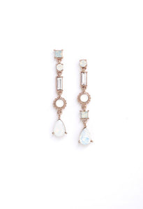 Lova Drop Earrings