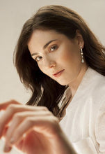 Load image into Gallery viewer, Lova Drop Earrings