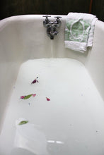 Load image into Gallery viewer, Milk Bath Trio Gift Set