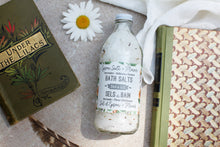 Load image into Gallery viewer, Lavender + Hibiscus Bath Salt