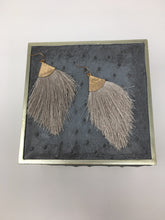 Load image into Gallery viewer, Ostrich Box